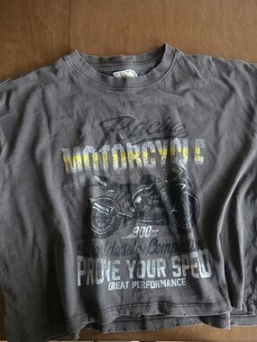 Women's Gray Crop Graphic Tee - Motorcycle Racing